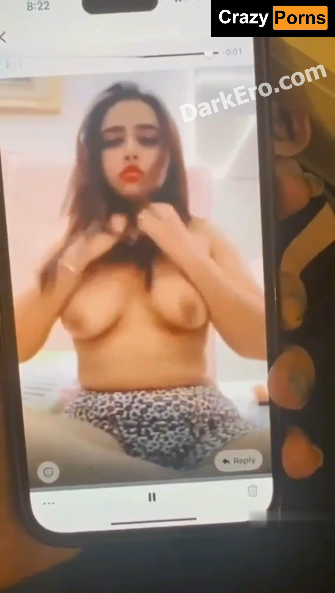 TikToker Minahil Malik nude showing off her big breasts!!!