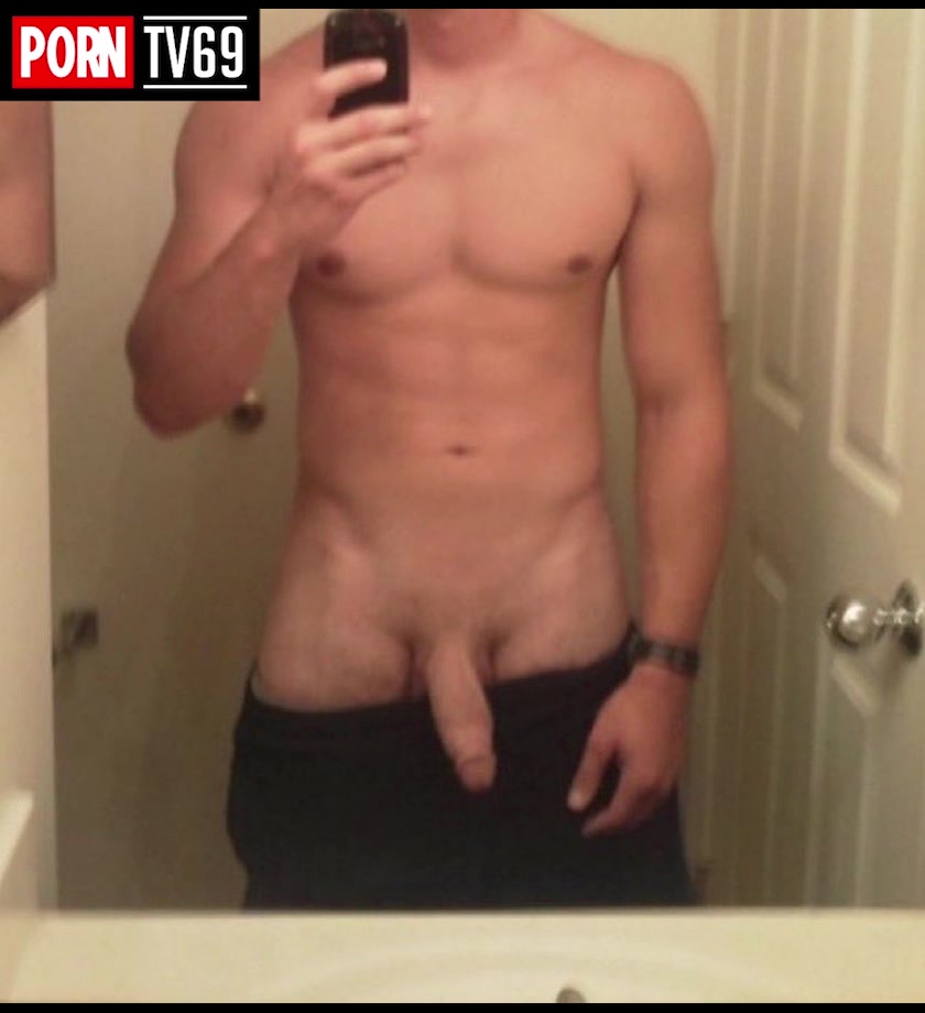 Luigi Mangione is exposed nude selfie showing off his big cock!!!
