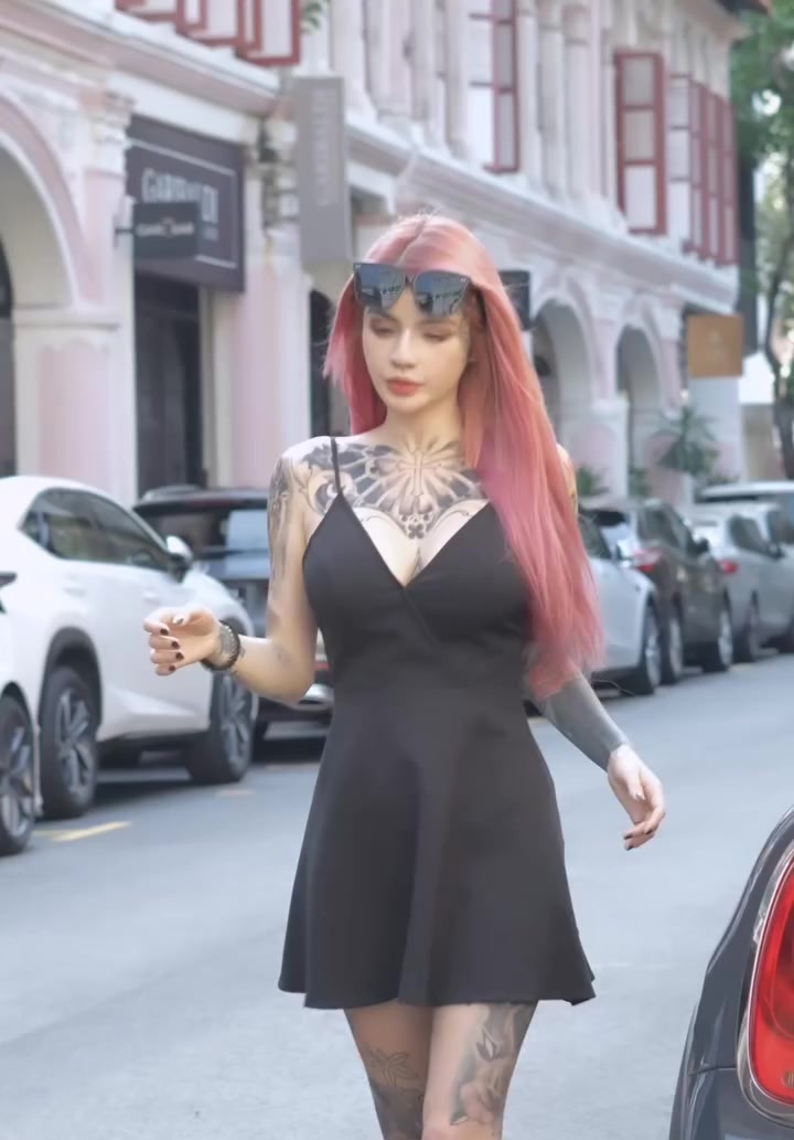 Casiline Ang is exposed video showing off her big tits!!!