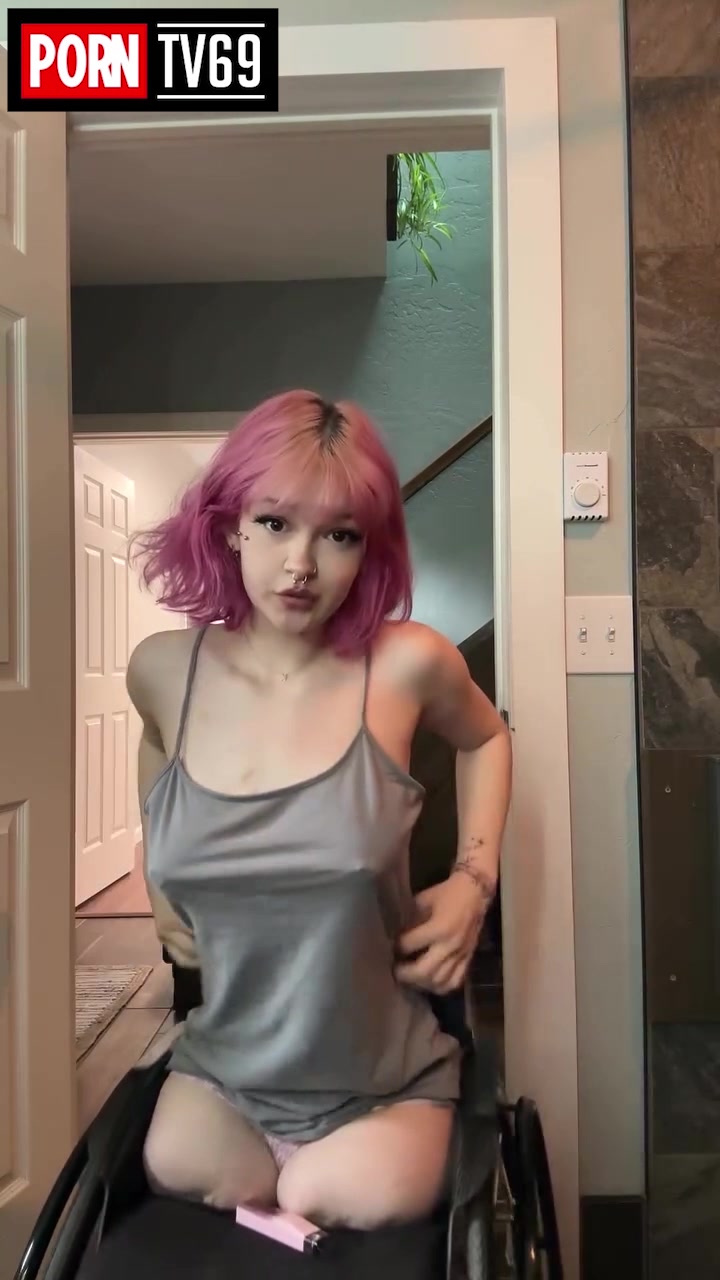 Amputeekay Onlyfans showing nipples under thin shirt!!!