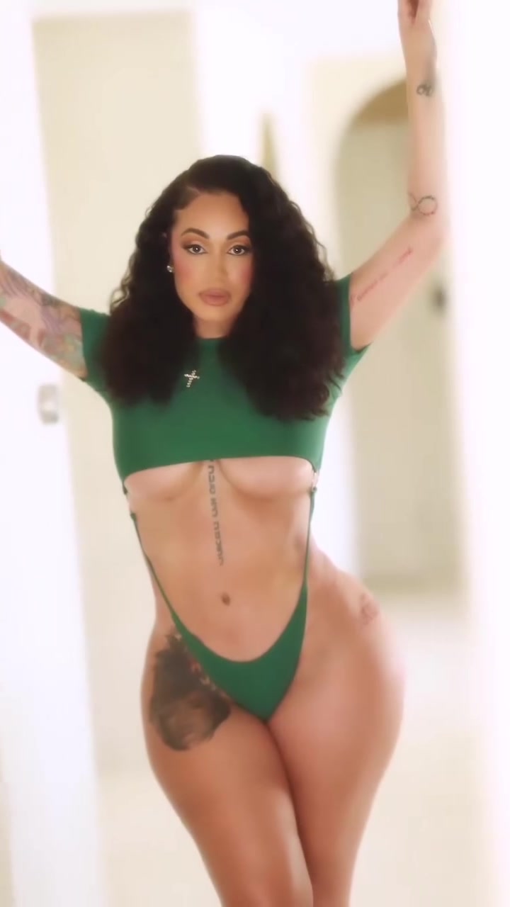 Telli Swift Onlyfans – New Porn Video Is Hot Viral